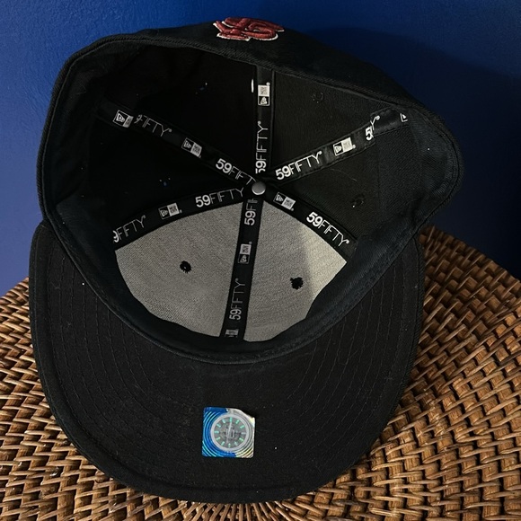 New Era 59Fifty FSU Embroidered Arrowhead Logo Back Custom Fit Hat Sz 6 7/8 - Picture 7 of 8